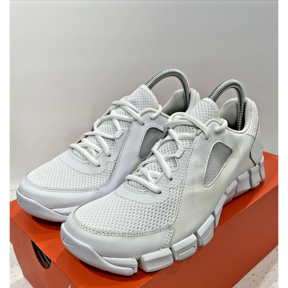 Nike Flex Show TR Sneakers White/Platinum Men’s Size 6.5 NIB - Picture 1 of 12